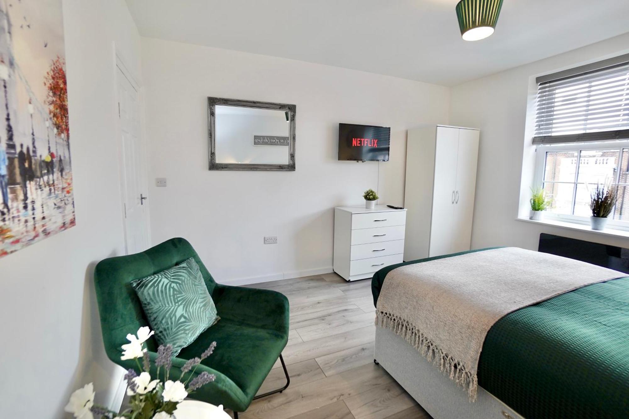 Luxury Flats In Southsea Portsmouth - Free Parking Appartement Buitenkant foto