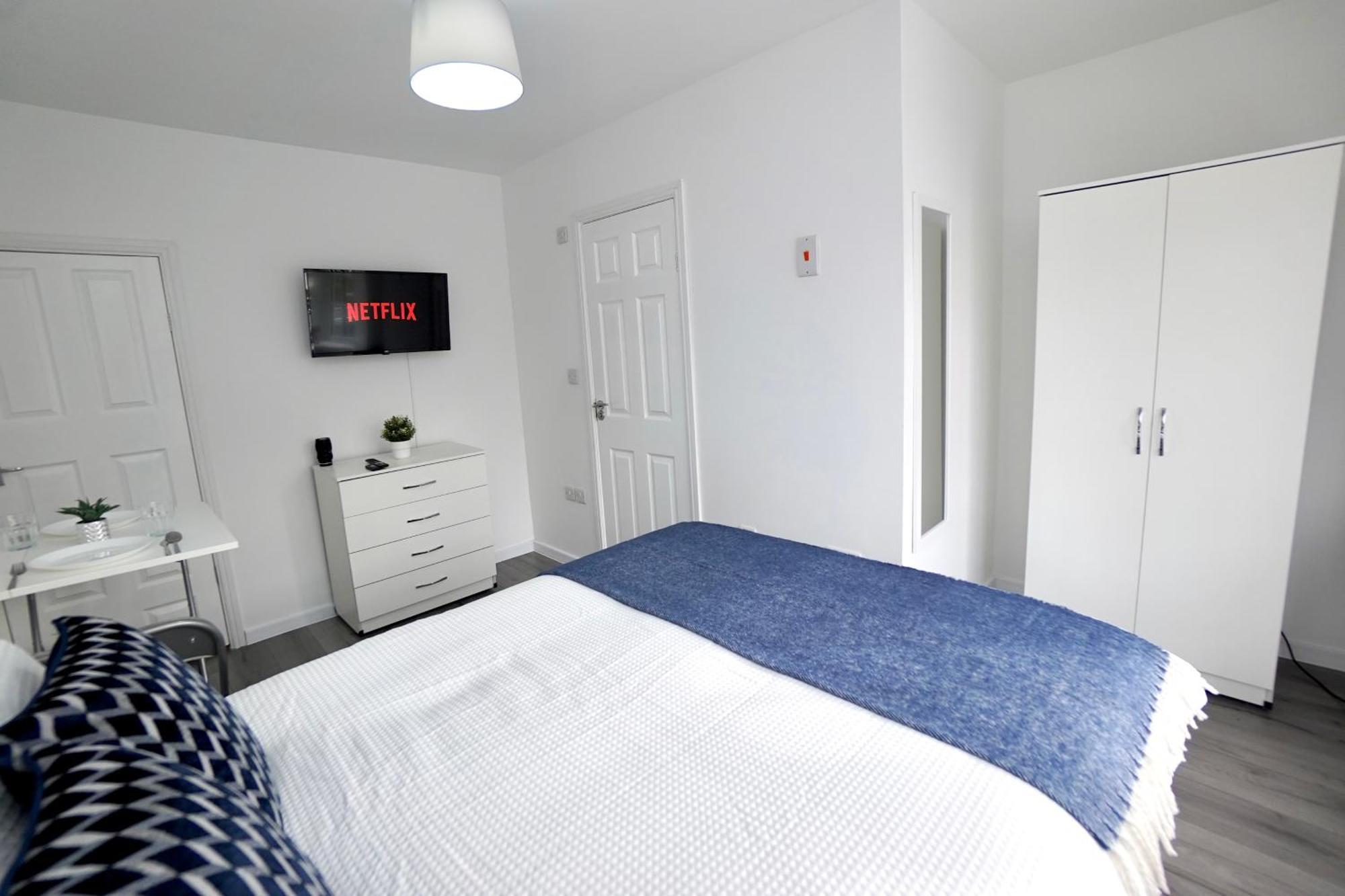 Luxury Flats In Southsea Portsmouth - Free Parking Appartement Buitenkant foto